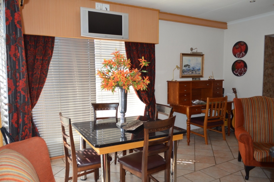 3 Bedroom Property for Sale in Wilkoppies North West
